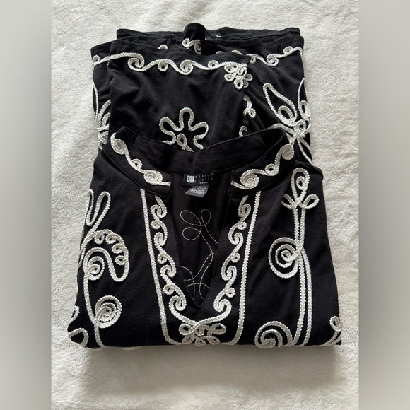 Carole Little Black Tunic with White Embroidery - Picture 5 of 5